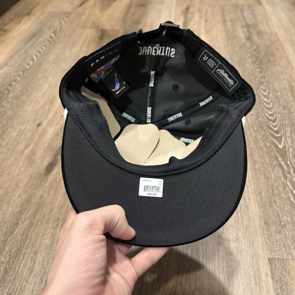 Juventus Hat Black White Corduroy Rope Trucker Cap Embroidered‎ Logo Soccer